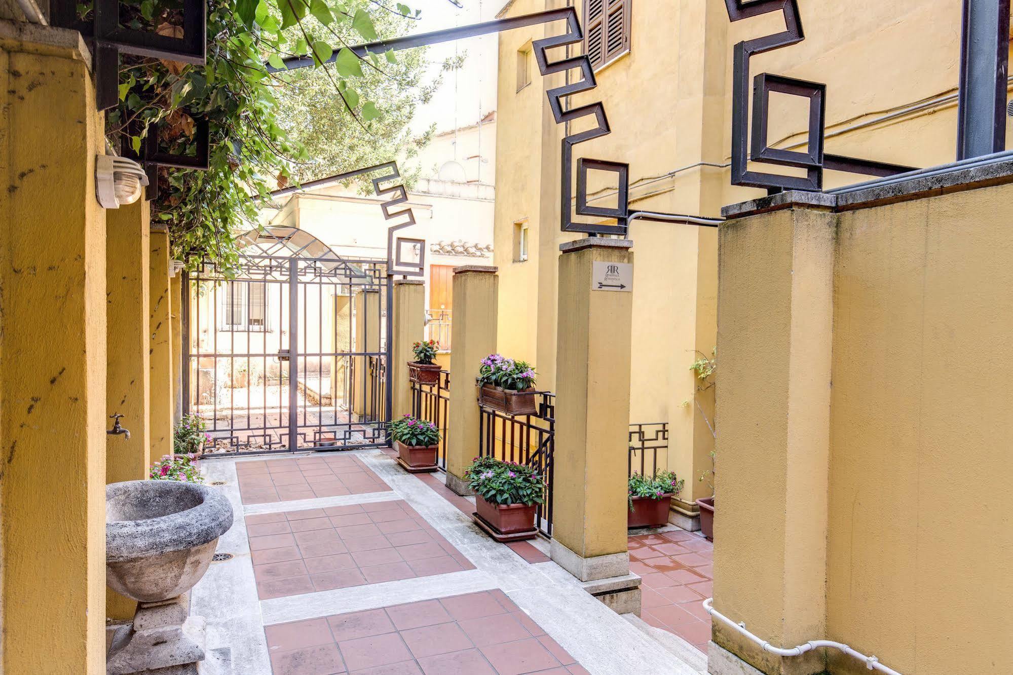 Residenza Romantica Εξωτερικό φωτογραφία